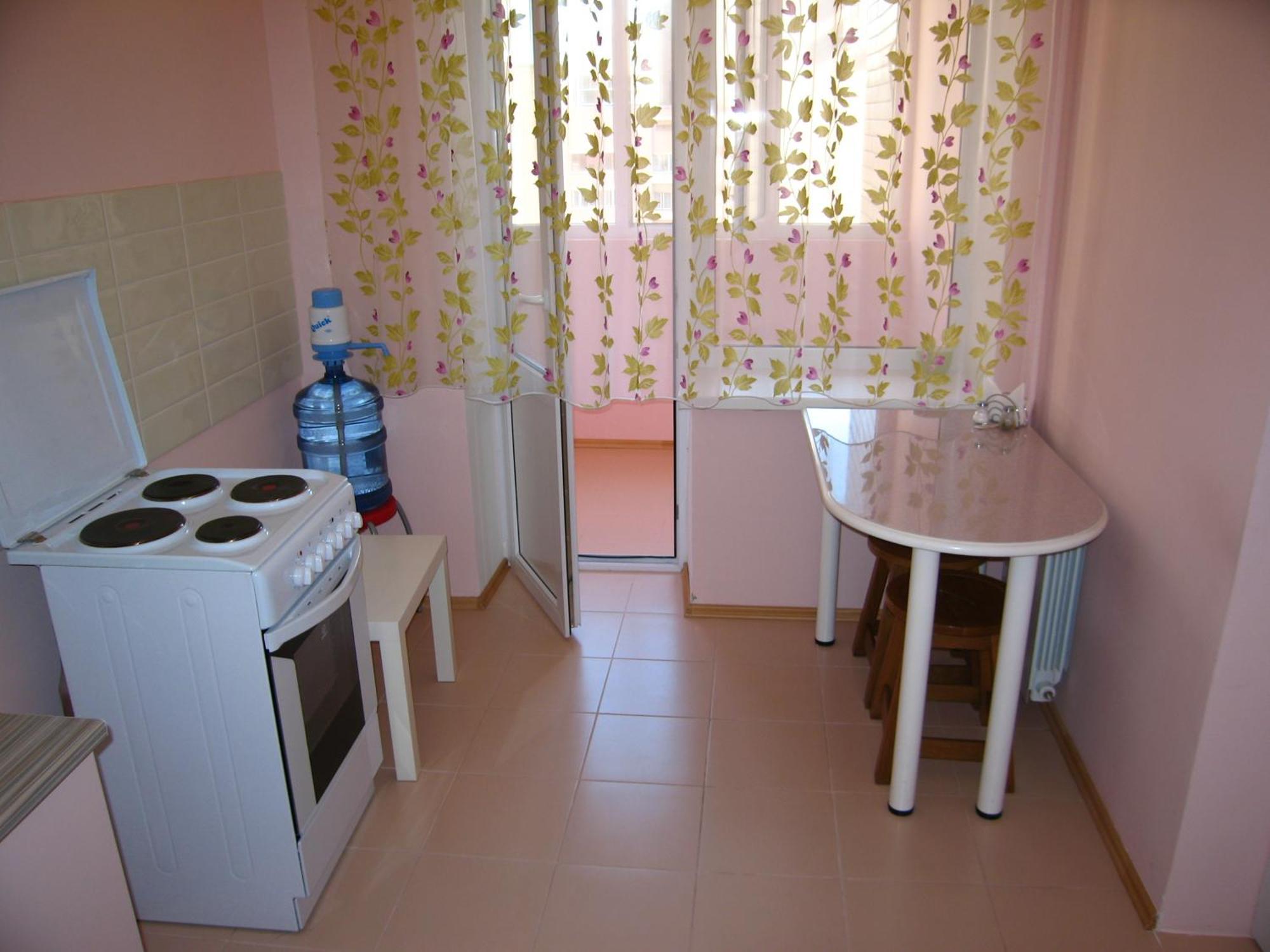 Hotel Service Predslava On Antonovicha Street เคียฟ ภายนอก รูปภาพ