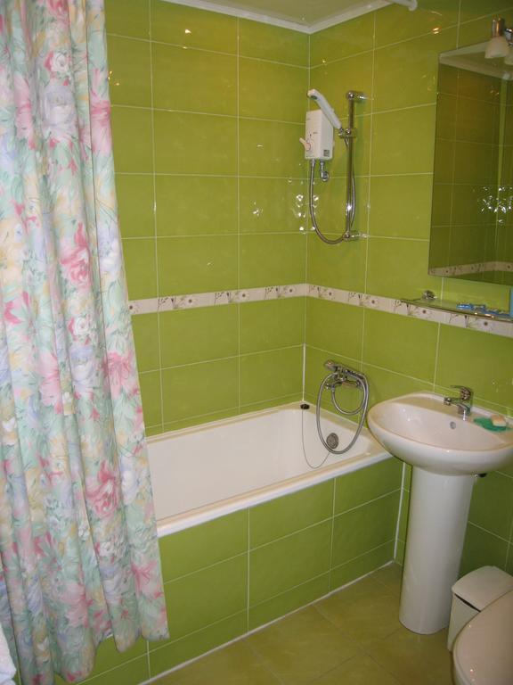 Hotel Service Predslava On Antonovicha Street เคียฟ ห้อง รูปภาพ